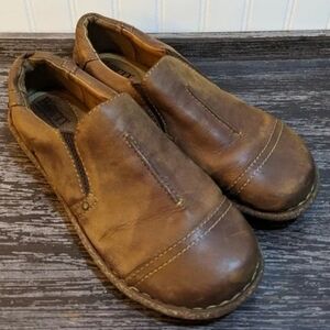 Born Womens Brown Leather SLIP on Comfort Shoes Neutral Boho Sz.9.5